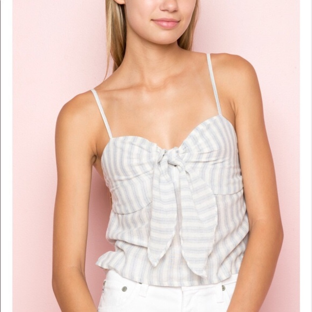 ✨2 for $25✨ Brandy Melville Sasha tank